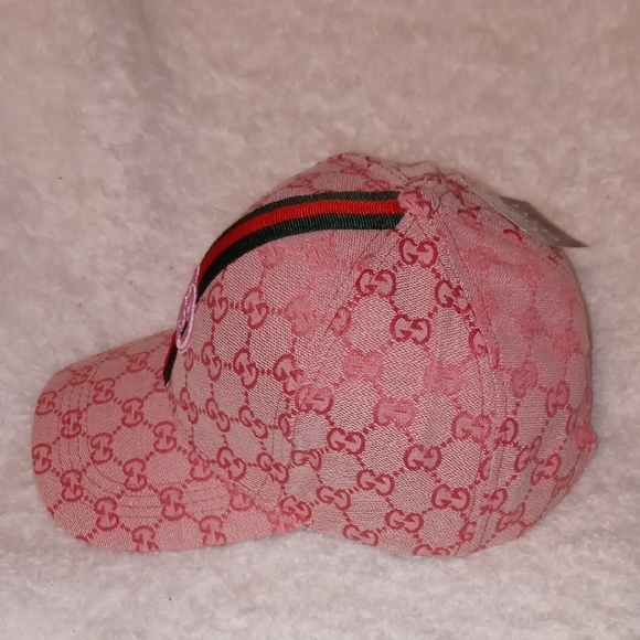 Gucci Pink Monogram Cap with Cherry Stripe Unisex - Picture 8 of 9